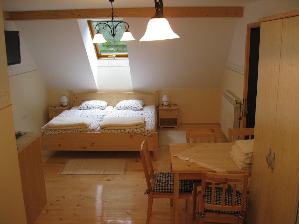 Farmhouse Stiftar Solčava Szoba fotó